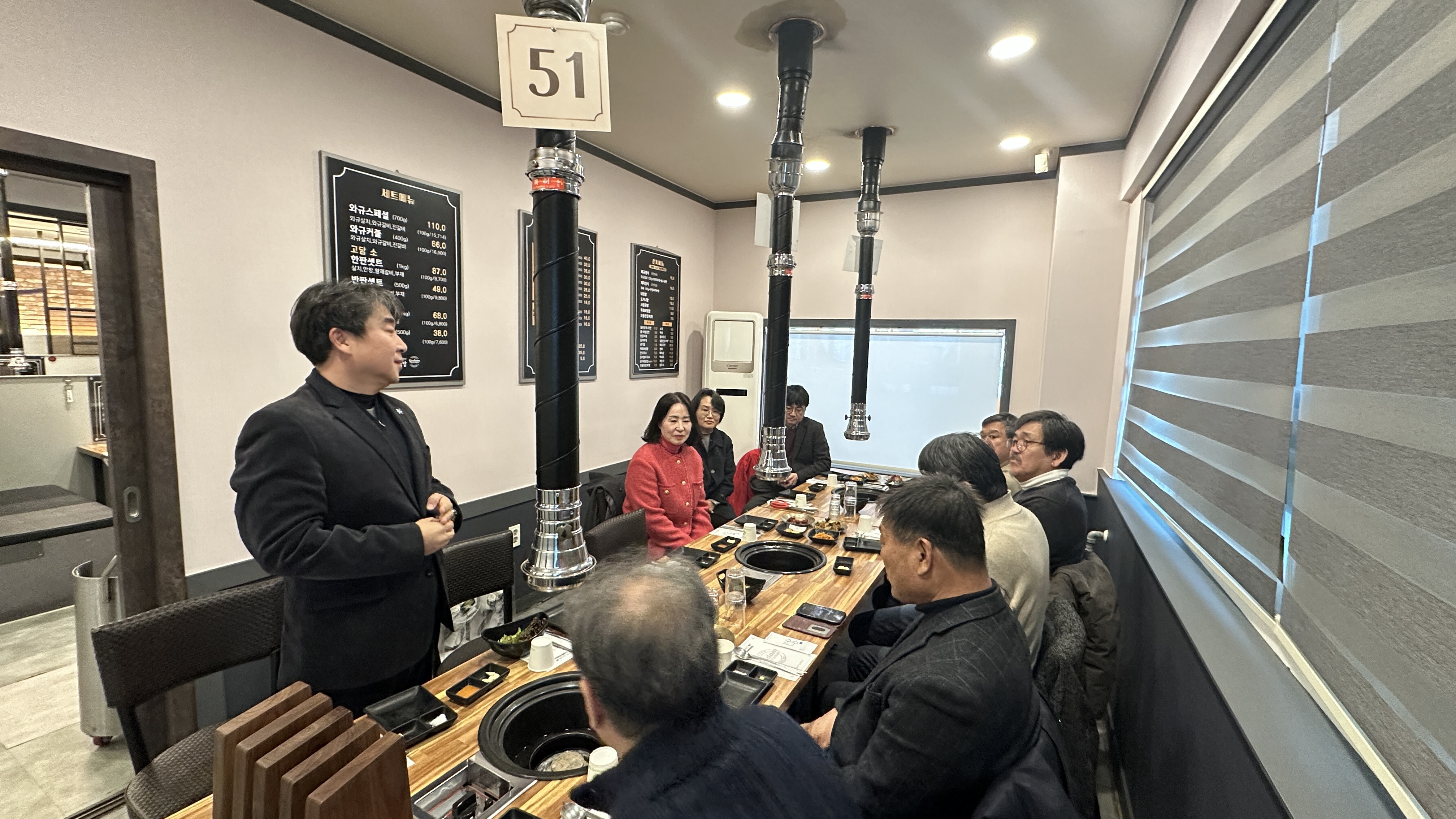 24학년도 정년퇴임교수님 송별회(1).jpg